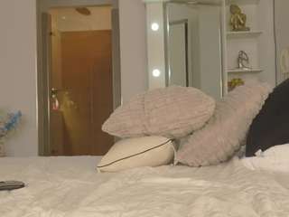 niiaa1 — Camsoda recorded stream image, 19.06.2026 13:20