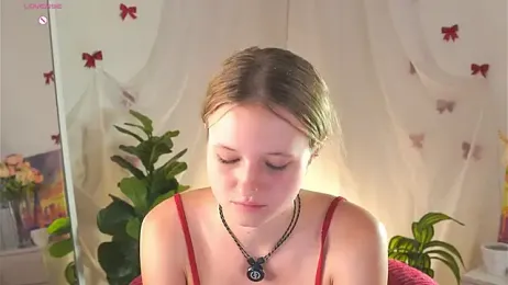 MaydaFoulk — Stripchat recorded stream image, 19.06.2026 23:20