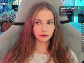 VikkiExtraCheese — Bongacams recorded stream image, 20.06.2026 07:40