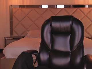 meganwest — Camsoda recorded stream image, 20.06.2026 11:50