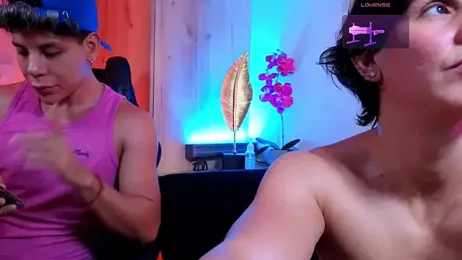 Almiboys — Stripchat recorded stream image, 22.06.2026 00:50