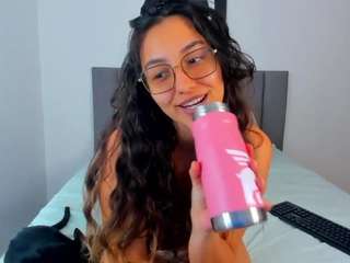 nataliepeterson — Camsoda recorded stream image, 22.06.2026 16:20