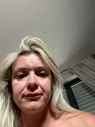 Bella-Tight — Stripchat recorded stream image, 23.06.2026 05:40