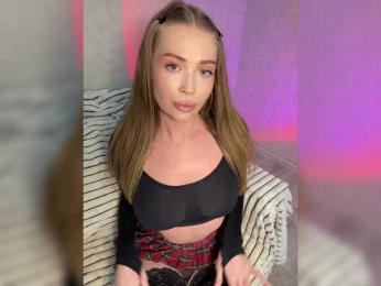 MILEDIUM — Bongacams recorded stream image, 25.06.2026 19:10