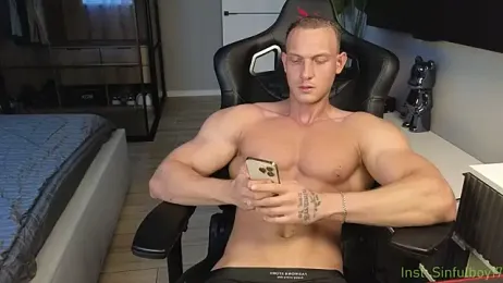 Richard_mils — Stripchat recorded stream image, 26.06.2026 12:00