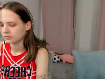 lisaluve — Chaturbate recorded stream image, 01.07.2026 22:00