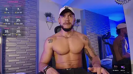 ARON_TAYLER01 — Stripchat recorded stream image, 04.07.2026 10:20