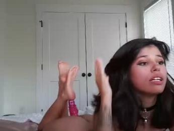 aviblush — Chaturbate recorded stream image, 06.07.2026 18:10