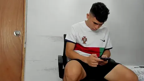 andrew_rose_ — Stripchat recorded stream image, 06.07.2026 19:00