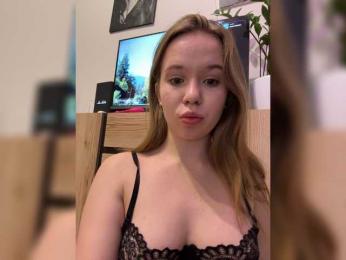 mariaaa-1 — Bongacams recorded stream image, 06.07.2026 20:40