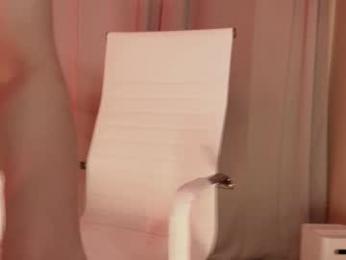 hollyextra — Chaturbate recorded stream image, 11.03.2025 15:50