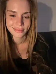 EmiliaCatalina — Stripchat recorded stream image, 08.07.2026 22:40