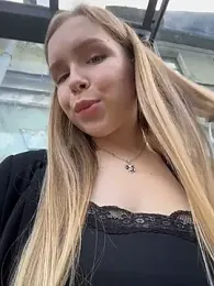 Liza_risky — Stripchat recorded stream image, 09.07.2026 15:00