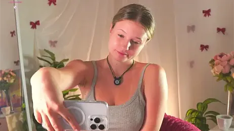 MaydaFoulk — Stripchat recorded stream image, 10.07.2026 23:20