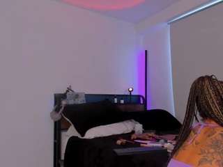 karlyee — Camsoda recorded stream image, 10.07.2026 22:10