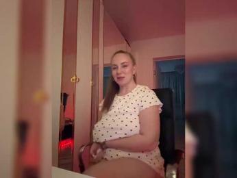 cherryygirl — Bongacams recorded stream image, 11.03.2025 16:40