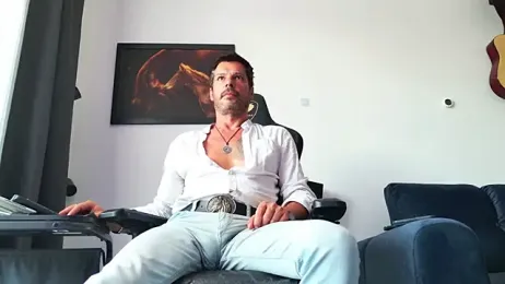ChrisKox — Stripchat recorded stream image, 13.07.2026 04:00