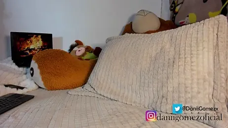 dani_rosee — Stripchat recorded stream image, 14.07.2026 04:30