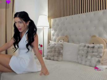 Sarawhitee — Bongacams recorded stream image, 14.07.2026 09:00