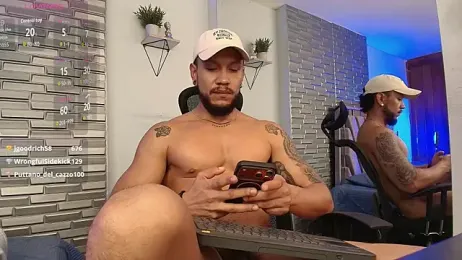 ARON_TAYLER01 — Stripchat recorded stream image, 14.07.2026 10:20