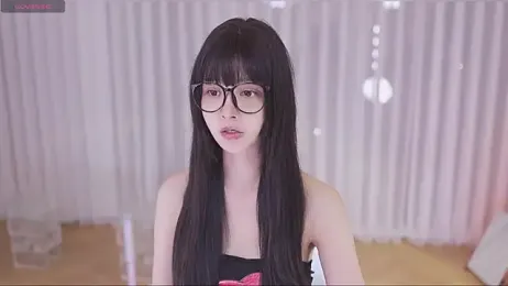 2Zoe — Stripchat recorded stream image, 14.07.2026 13:30