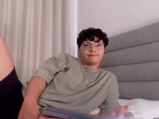 isabellamout — Camsoda recorded stream image, 14.07.2026 17:10