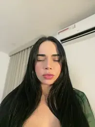 GeorginaJones — Stripchat recorded stream image, 18.07.2026 01:30