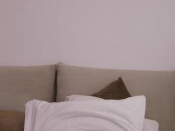 dovia — Chaturbate recorded stream image, 19.07.2026 06:50