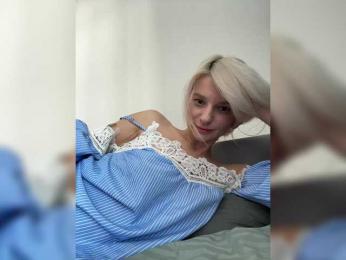 -Molly- — Bongacams recorded stream image, 12.03.2025 04:10