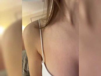 VICTORIA_ — Bongacams recorded stream screenshot (12 Mar 2025)