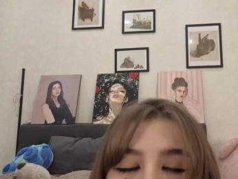 dolly-ll — Bongacams recorded stream image, 21.07.2026 13:30