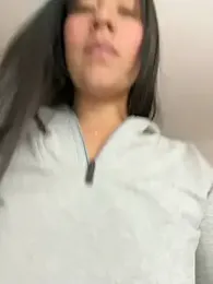 kim_monti — Stripchat recorded stream image, 23.07.2026 21:00