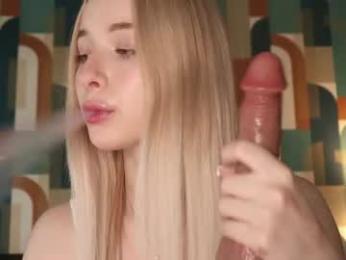 w1xll — Chaturbate recorded stream image, 24.07.2026 10:00