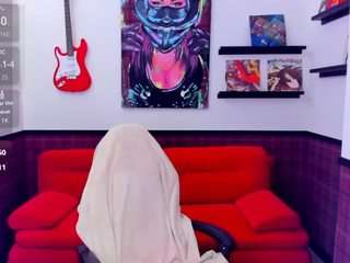 lexi-split — Camsoda recorded stream image, 26.07.2026 01:00