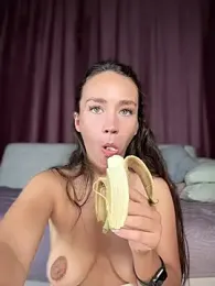 QuietNicole — Stripchat recorded stream image, 01.08.2026 01:00