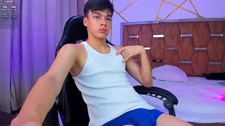 Gerony_ — Stripchat recorded stream image, 01.08.2026 05:00
