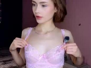 bluuemarine — Chaturbate recorded stream image, 01.08.2026 16:40