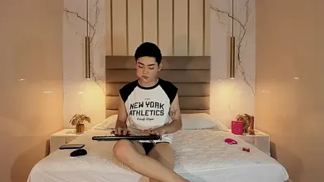 Maxi_little — Stripchat recorded stream image, 01.08.2026 20:40