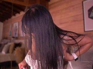 izzywild — Camsoda recorded stream image, 02.08.2026 22:30