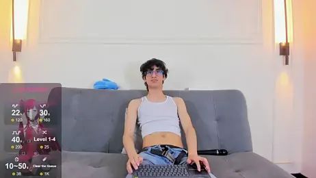 Cum_hunters — Stripchat recorded stream image, 04.08.2026 03:00