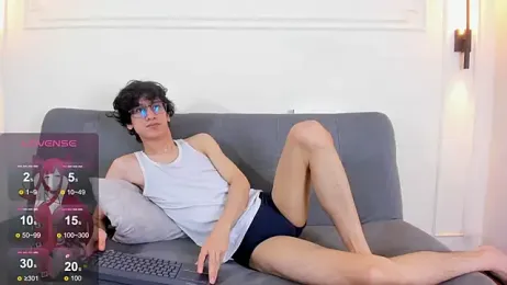 Cum_hunters — Stripchat recorded stream image, 04.08.2026 03:00