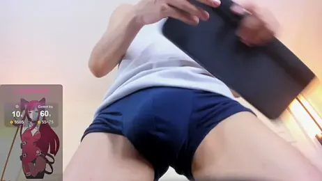 Cum_hunters — Stripchat recorded stream image, 04.08.2026 03:00