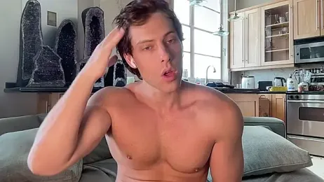 alex_islivee — Stripchat recorded stream image, 04.08.2026 20:10