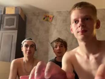 stralght_twinks — Chaturbate recorded stream image, 05.08.2026 13:20