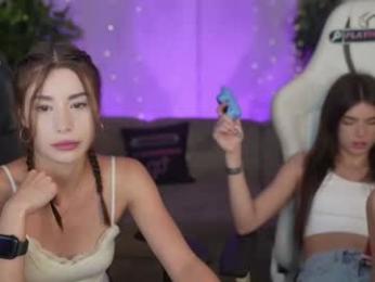 bright_diamonds_054 — Chaturbate recorded stream image, 05.08.2026 11:30