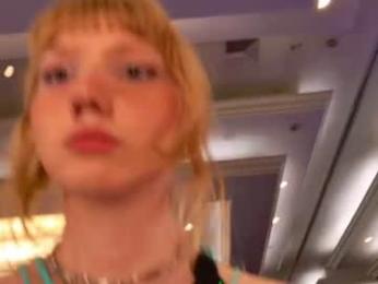 eve003300 — Chaturbate recorded stream image, 07.08.2026 17:00