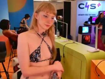 eve003300 — Chaturbate recorded stream image, 07.08.2026 17:00