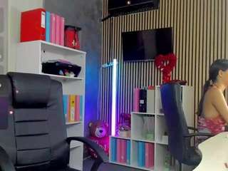 daryastars — Camsoda recorded stream image, 07.08.2026 18:30