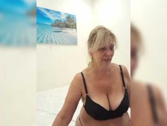 mery8poppins — Bongacams recorded stream image, 08.08.2026 10:50