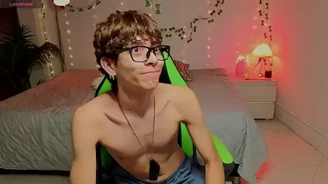 Matty_Sparkk — Stripchat recorded stream image, 11.08.2026 14:00